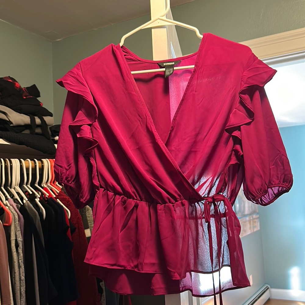 Women’s Express flutter detail 3/4 Blouse